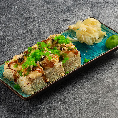 Запеченный ролл с мидиями в BeerLogovo по цене 440 ₽