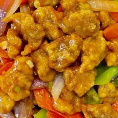 Свинина в кляре с жареными овощами в Харбин по цене 1588 ₽