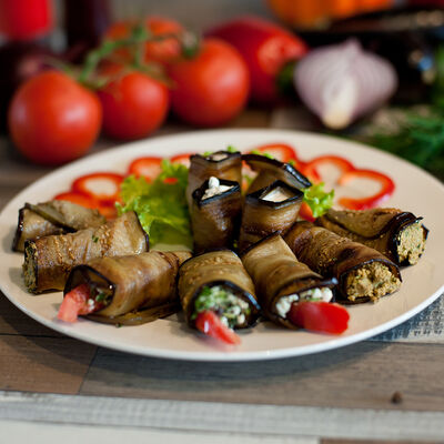 Рулетики из баклажанов с орехами в Амирани по цене 360 ₽