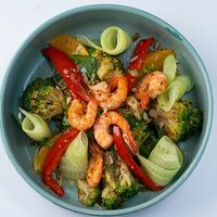 Фреш-салат с креветкамив Кофейня 8512