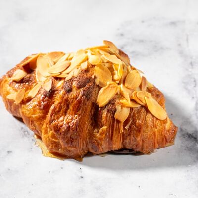 Круассан миндаль в Кэрри по цене 250