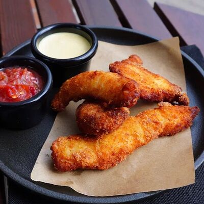 Куриные стрипсыв Nyen по цене 590 ₽