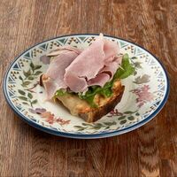 Тартин с тамбовским окороком в Дзамико