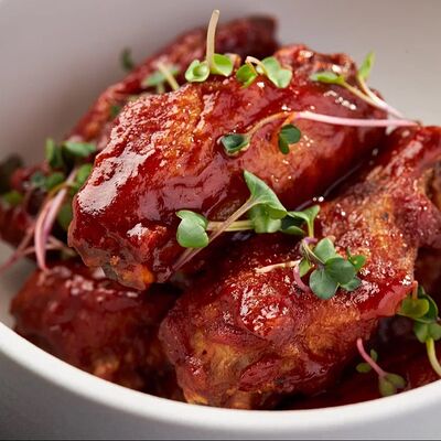 Крылышки Барбекюв По Чесноку по цене 605 ₽