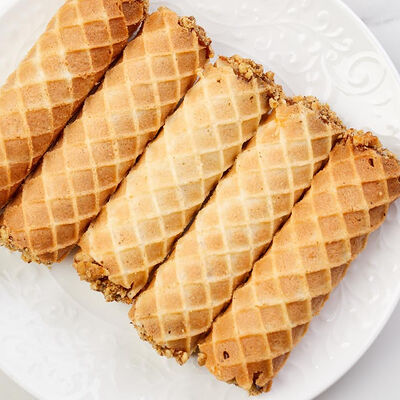 Трубочка мини-вафельная со сгущенкой в Поль Бейкери по цене 130 ₽