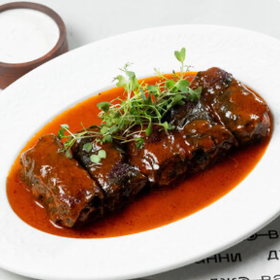 Долма с пряным мацони в Джованни по цене 675 ₽