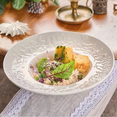 Салат с копченым бедром и гренками в Гопак по цене 690 ₽