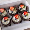 Набор капкейков с ягодамив Мамин Cake по цене 2100