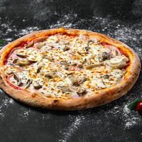 Пицца с сыром, ветчиной и грибами в PIZZAZAVR