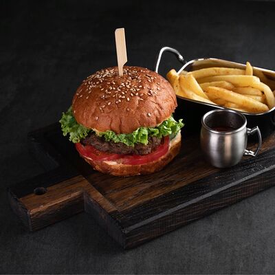 Фреш бургер в Nest по цене 700 ₽