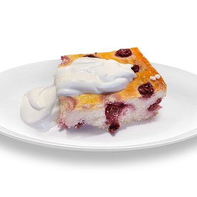 Запеканка из фермерского творога с вишней в Марков двор по цене 230 ₽