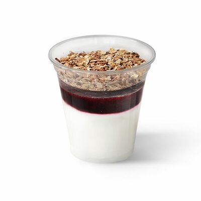 Домашний йогурт с гранолой и смородиной в БлинБери по цене 78