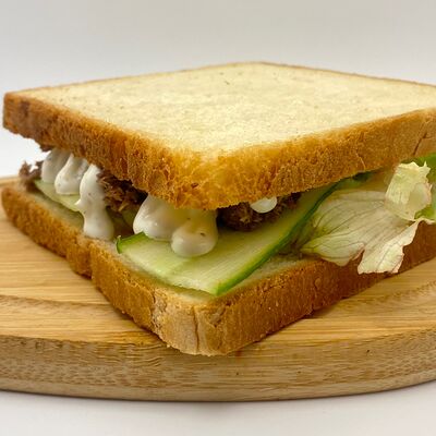 Сэндвич с тунцом в Picnic по цене 280 ₽