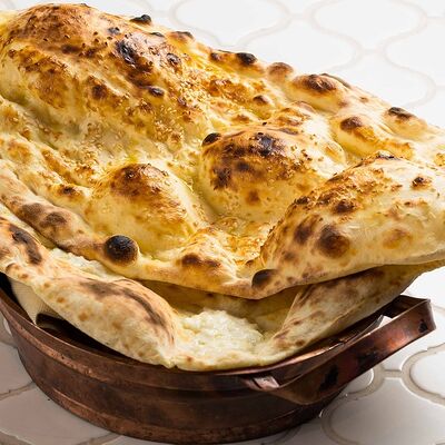 Чурек с кунжутом в Maroon по цене 200 ₽