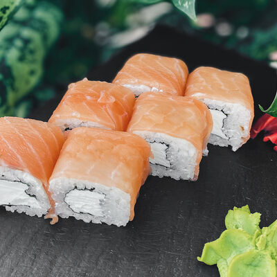 Ролл Филадельфия в Гастробар DOM по цене 350