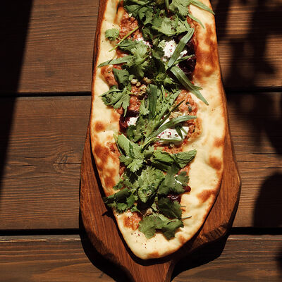 Лахмаджун с бараниной в Folk по цене 1140 ₽