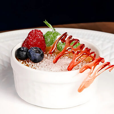Кокосовая панна-котта с тропическими фруктами в Рестобар Литера по цене 390 ₽