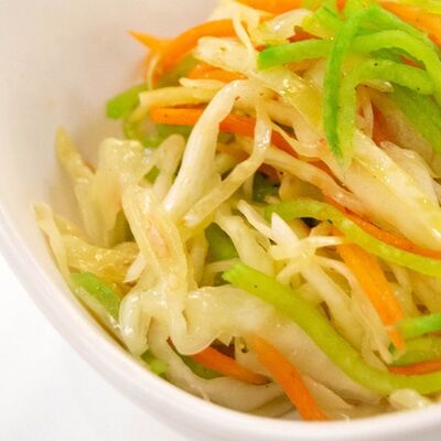 Витаминный салат в Khaan baikal по цене 330 ₽