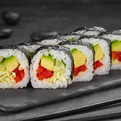 Футомаки ясай в Суши мастер по цене 159 ₽