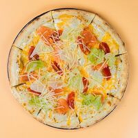 Пицца Цезарь с форелью в Cheddar Pizza