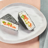 Онигири сливочный лосось в Spoke