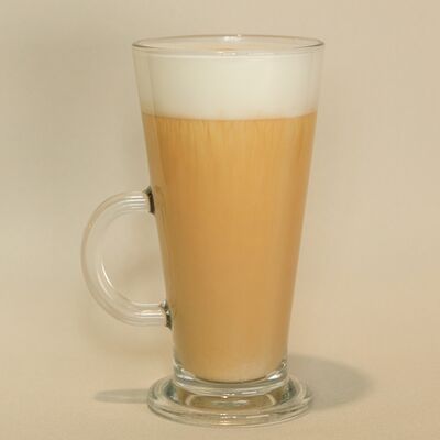 Латте Халва с миндальной нотой в Coffee Pit по цене 350 ₽