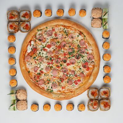 Комбо Заедись в RollХан по цене 1430 ₽