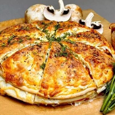 Пицца Деревенскаяв Мега Cуши по цене 949 ₽