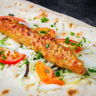 Люля-кебаб в лаваше в Вкусно место по цене 450 ₽