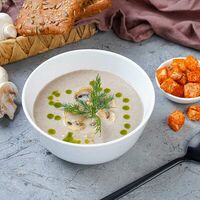 Суп-пюре из шампиньонов в Cofan European kitchen & Cofanori Asian bistro