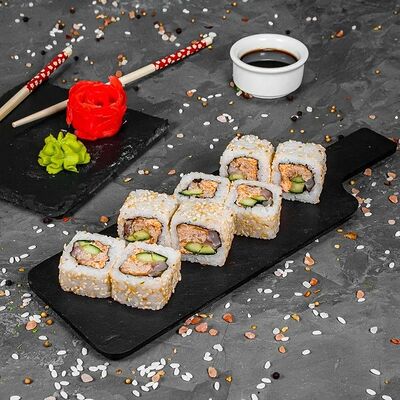 Пачи ролл в Суши Пати по цене 490 ₽