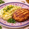 Куриная котлета с картофельным пюре в Тминъ по цене 280