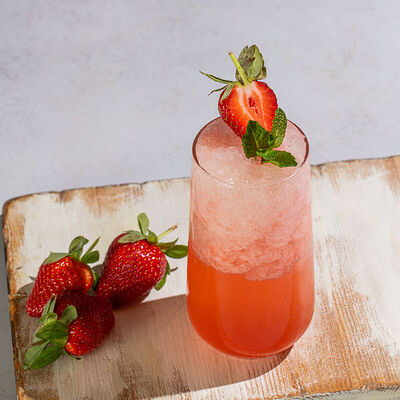 Лимонад Клубника-Фейхоа L в Чайка по цене 640 ₽