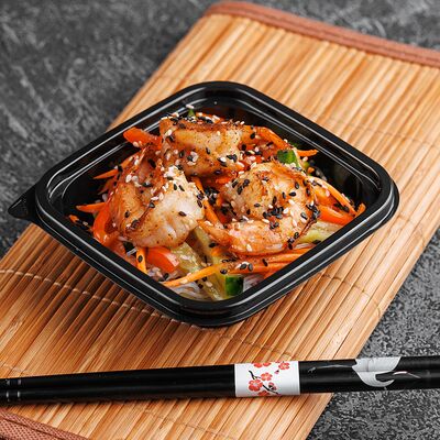 Салат с фунчозой и креветками в Лапшичная по цене 420 ₽