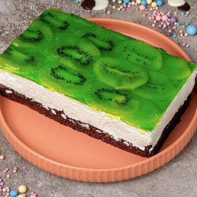Торт нарезной с киви в CHO-KAVO по цене 140 ₽