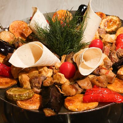 Садж из курицы в Троя по цене 3400 ₽