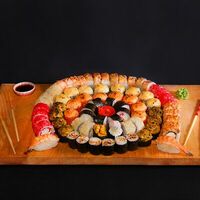 Мега пати в Sushi Sale