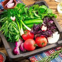 Букет из овощей и свежей зелени в Halal House