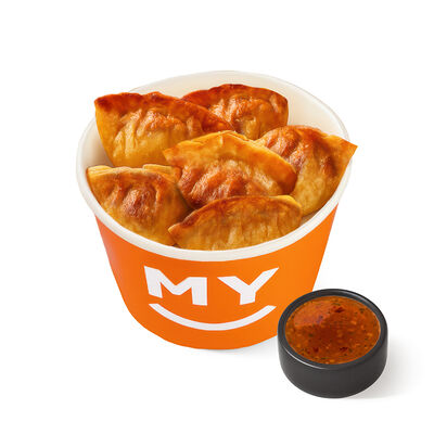 Гёдза с говядиной в MYBOX по цене 545 ₽