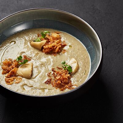 Крем-суп из шампиньонов в По Чесноку по цене 555 ₽