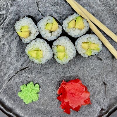 Авокадо маки в Китайский буфет по цене 379 ₽