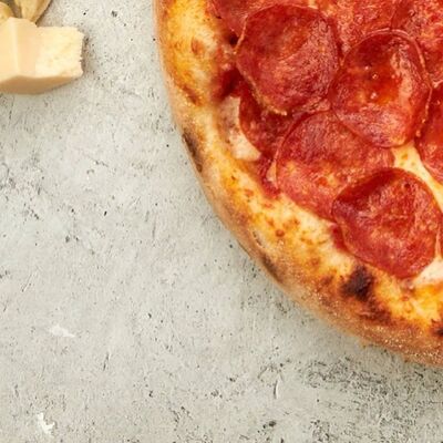 Пицца Пеперони в Кофейня №1 по цене 425 ₽