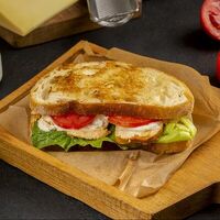 Сэндвич с курицей в Jeffrey's Coffeeshop