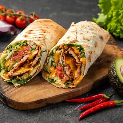 Шаурма с курицей Mexico Chipotleв Шавармье Шаурма Фалафель по цене 549 ₽