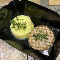 Котлета куриная с картофельным пюре в Гастропаб 40