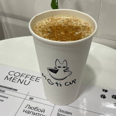 Латте Ириска в Moti cup по цене 320 ₽