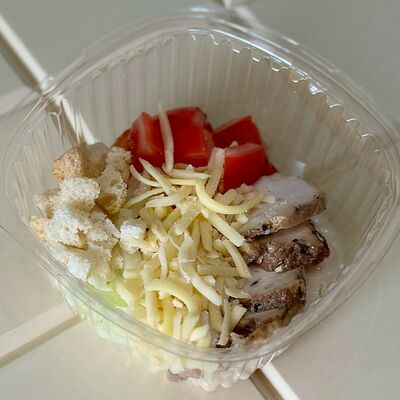 Цезарь с курицей в ЗА100ЛЬЕ по цене 229 ₽