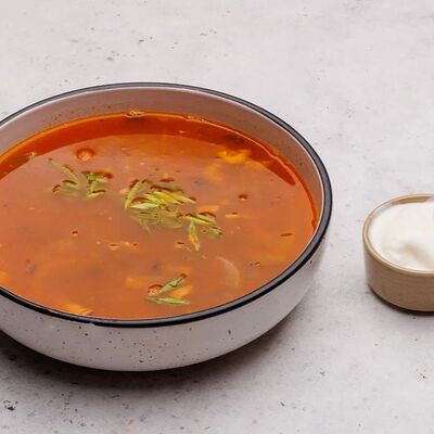 Солянка мясная сборнаяв Амстердам по цене 455 ₽