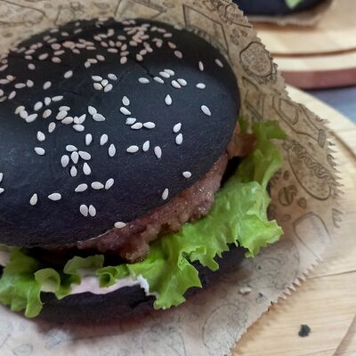 Бургер Гриль в Красная панда по цене 485 ₽