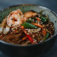 Харусаме (стеклянная) с морепродуктами в Ронин
